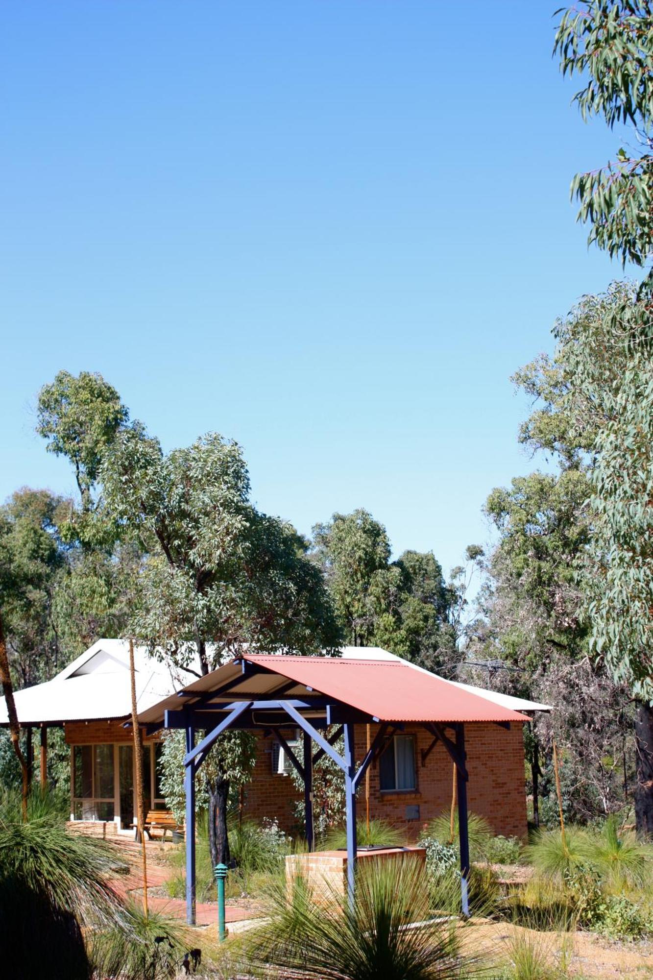 Chalets On Stoneville Редклиф Екстериор снимка